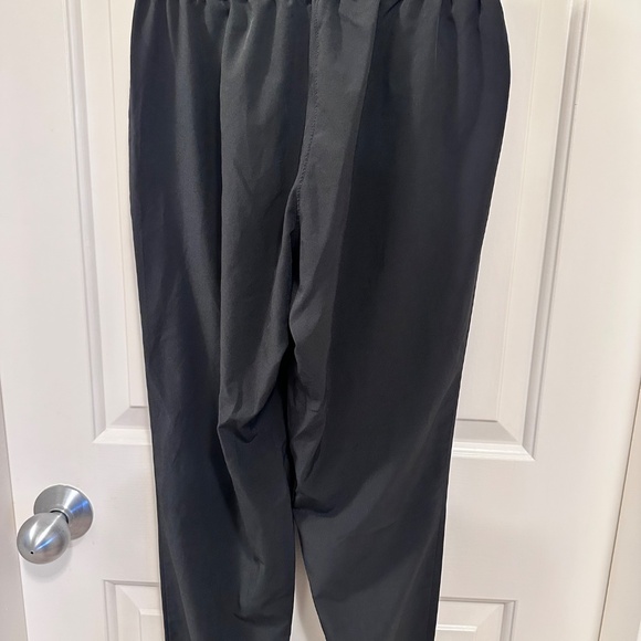 Asics Lightweight Active Joggers - Picture 3 of 8